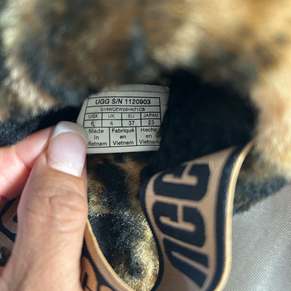 UGG Leopard Pattern Fuzzy Slippers - image 6